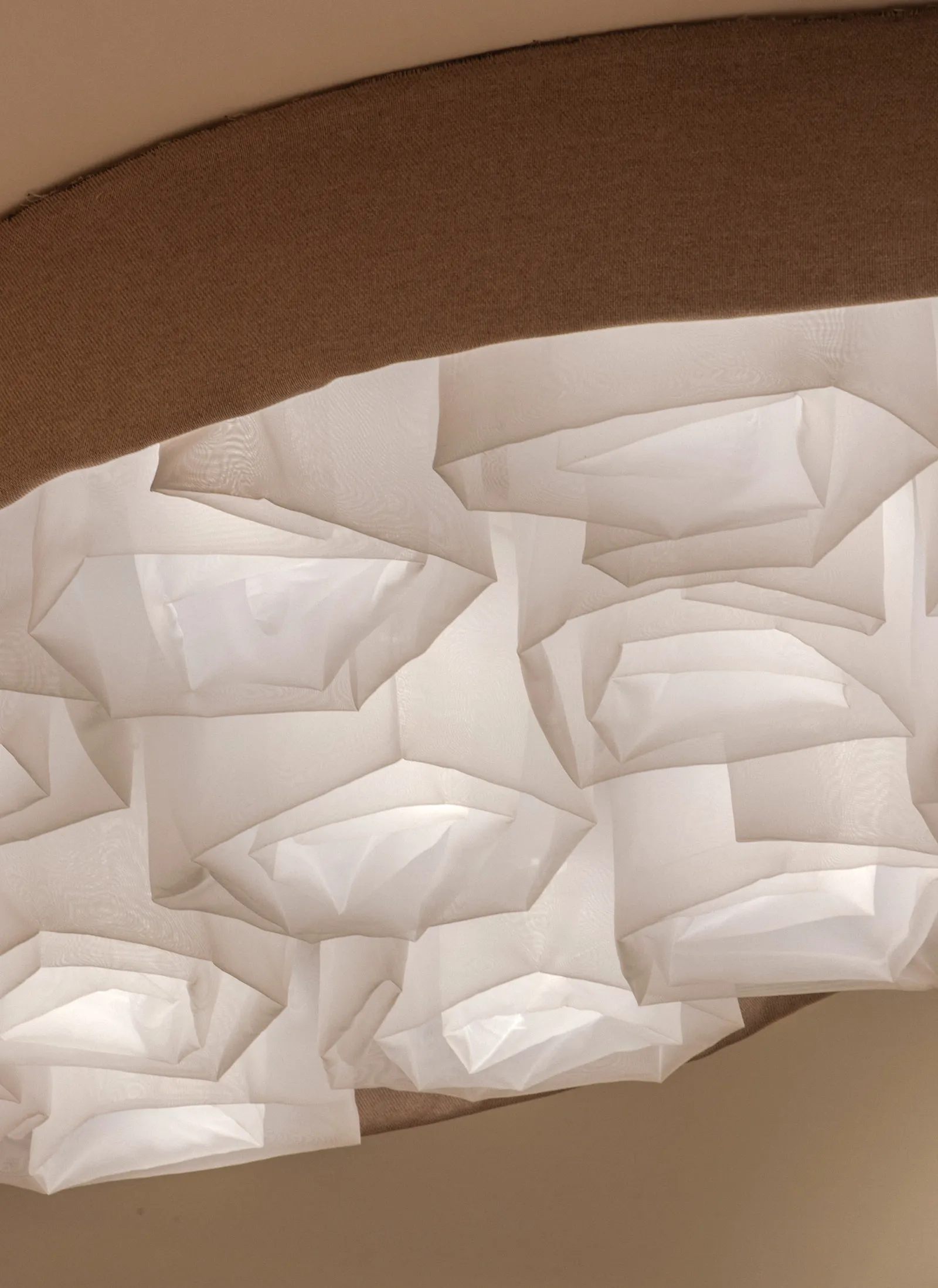 Handmade bean-shaped lamp by ceramic artisans